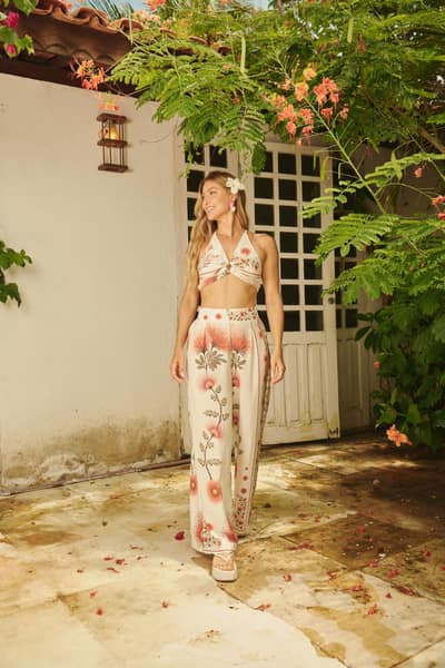 Conjunto Flamboyant Coral