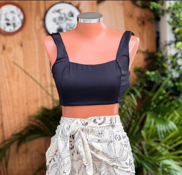 Cropped Reto Noir