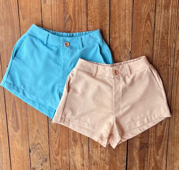 Short Alfaiataria Botão de Madeira